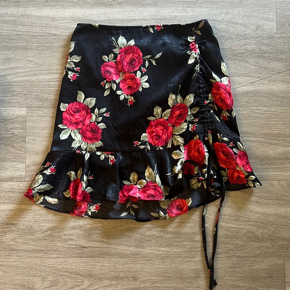 Floral Satin Mini Skirt Synched